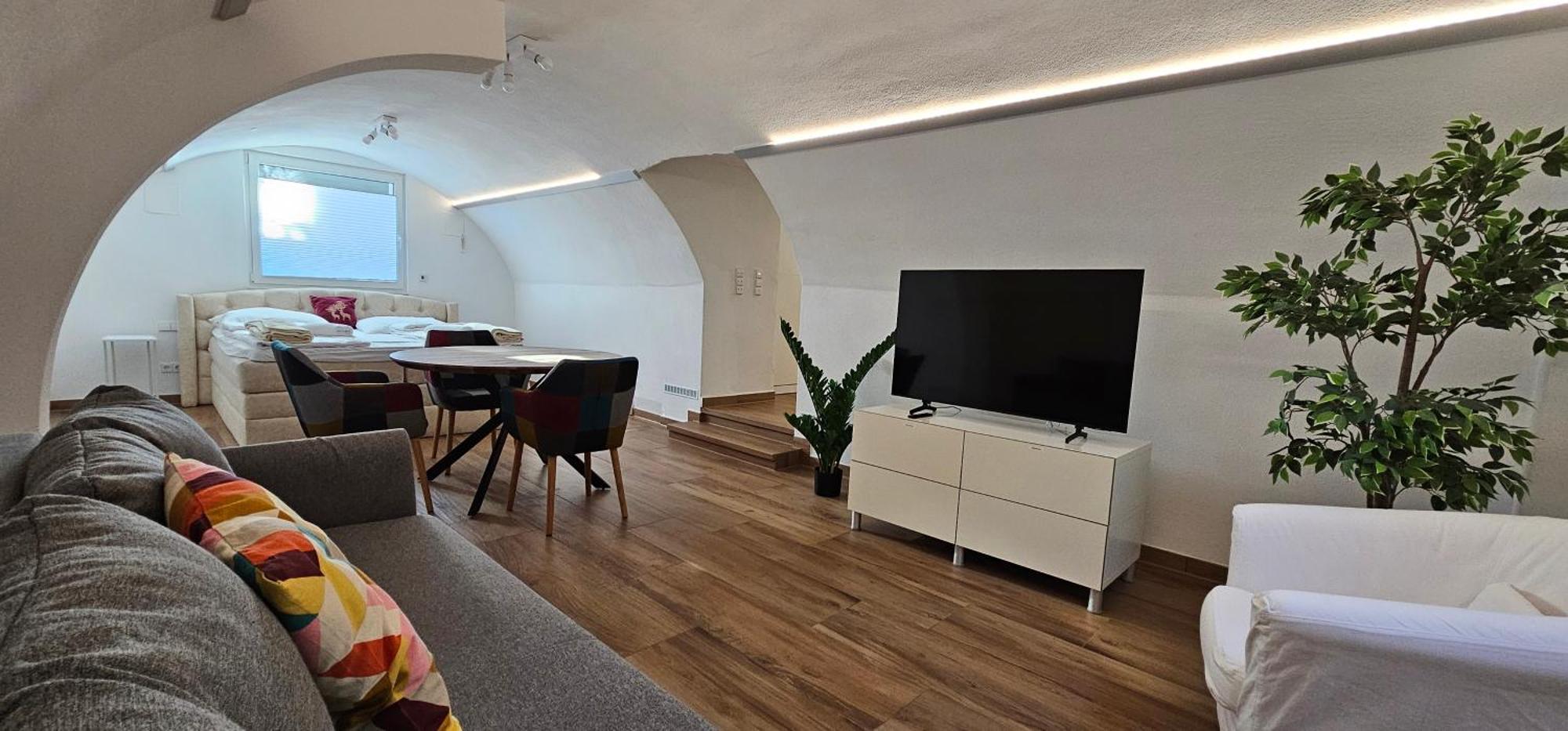 The Modern Cave Lodge Stuttgart Dış mekan fotoğraf